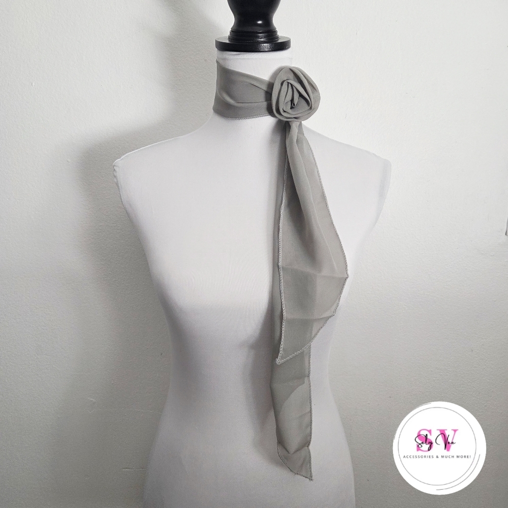 Gray scarf with flower decor
